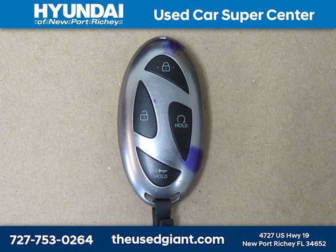Used 2024 Hyundai Santa Fe SE FWD image 32