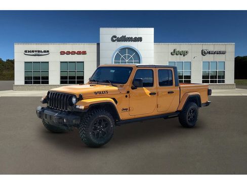 Used 2021 Jeep Gladiator Sport AWD/4WD image 7