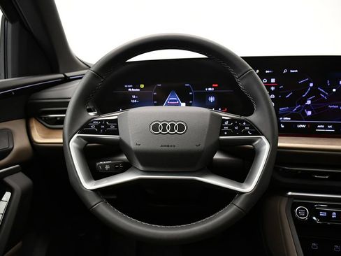 Used 2025 Audi Q5 Premium w/ Convenience Package AWD/4WD image 21