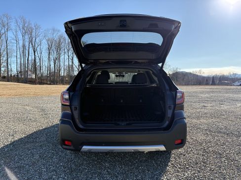 Certified 2025 Subaru Outback Limited w/ Popular Package #2 image 11