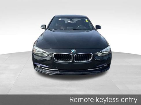 Used 2017 BMW 330i Sedan image 2