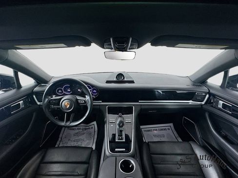 Used 2022 Porsche Panamera Platinum Edition image 28