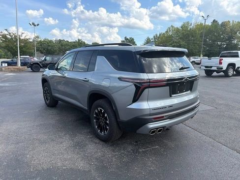 Used 2024 Chevrolet Traverse Z71 AWD/4WD image 9