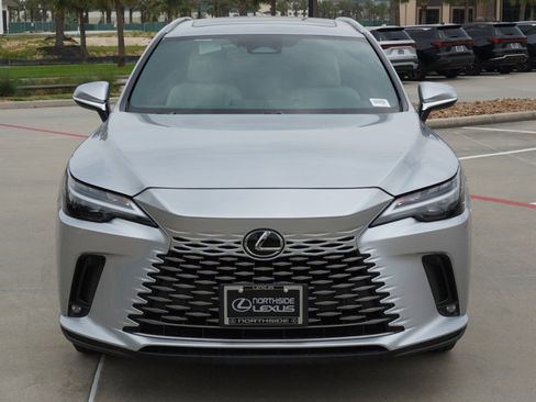 Used 2023 Lexus RX 350 Premium w/ Cold Area Package FWD image 2