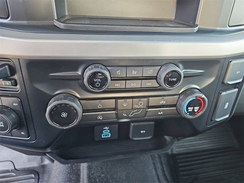 Used 2023 Ford F250 XL w/ XL Chrome Package image 20