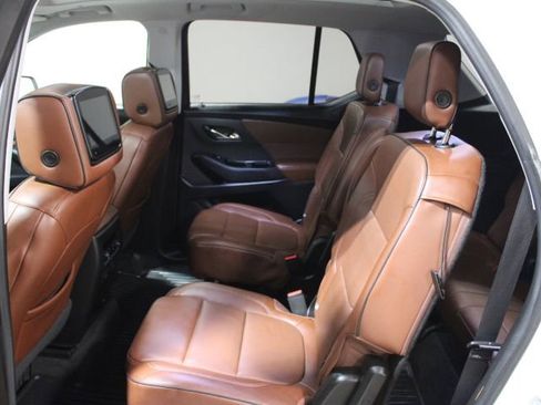 Used 2018 Chevrolet Traverse High Country image 23
