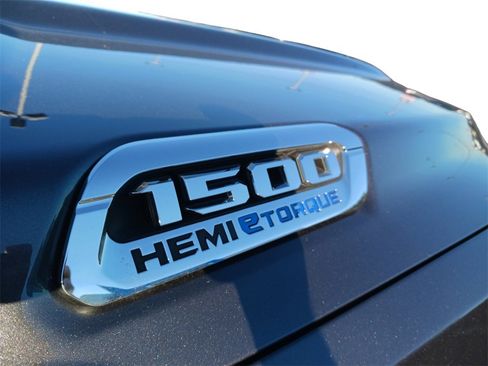 Used 2022 RAM 1500 Laramie image 18