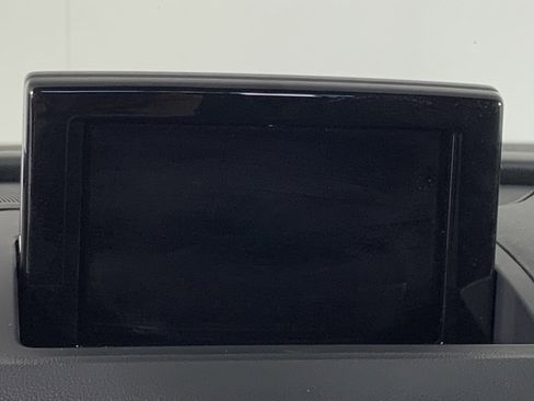 Used 2017 Audi Q3 2.0T Prestige w/ Prestige Package image 33