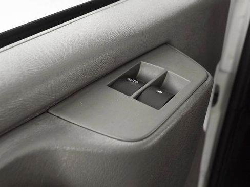 Used 2014 GMC Savana 1500 image 16