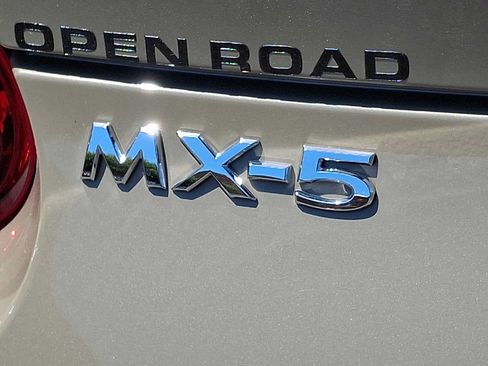 Used 2023 MAZDA MX-5 Miata Grand Touring w/ Weather Package RWD image 29