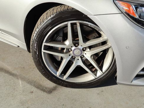 Used 2015 Mercedes-Benz S 550 4MATIC Sedan image 3