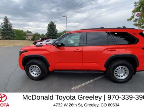 Used 2023 Toyota Sequoia TRD Pro AWD/4WD image 5
