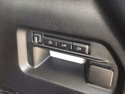 Certified 2022 Ford Explorer Limited w/ Equipment Group 301A image 12