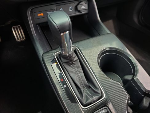 Used 2025 Honda Civic Sport image 26