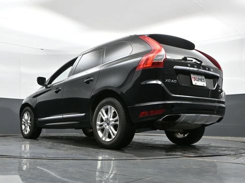 Used 2015 Volvo XC60 T5 AWD/4WD image 36