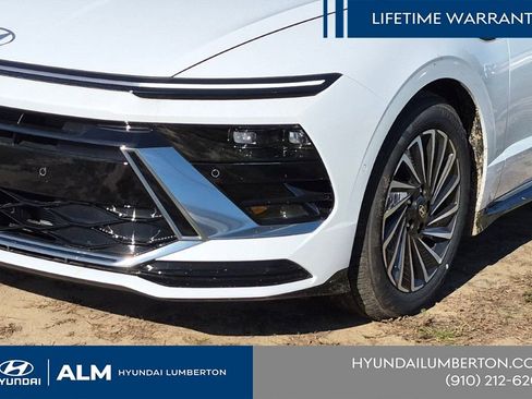 New 2026 Hyundai Sonata Limited FWD image 13