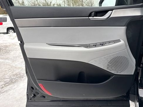 Used 2021 Hyundai Palisade SEL w/ Convenience Package image 17