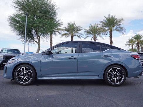 Certified 2025 Nissan Sentra SR w/ SR Premium Package FWD image 2