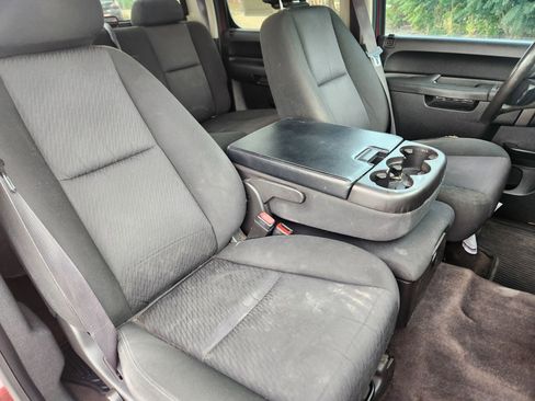 Used 2013 GMC Sierra 3500 SLE w/ SLE Preferred Package image 11