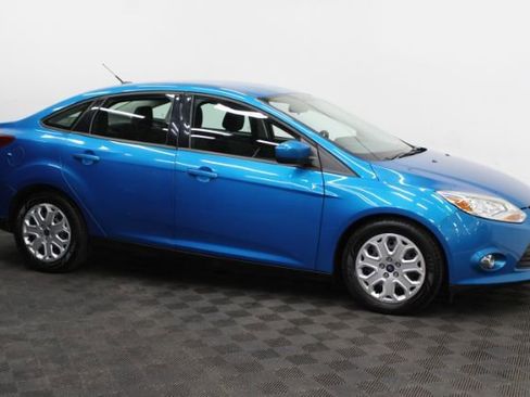 Used 2012 Ford Focus SE image 3