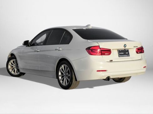 Used 2018 BMW 320i Sedan image 8