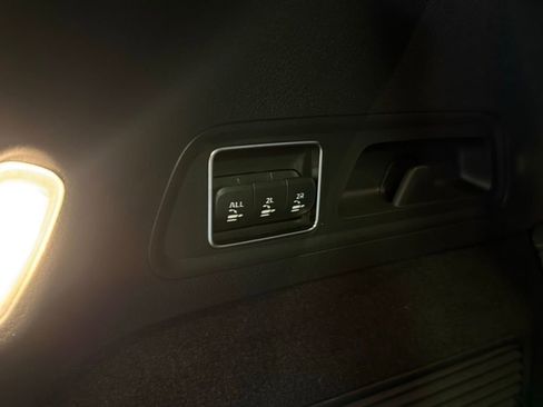 Used 2026 Mercedes-Benz GLS 450 4MATIC image 38