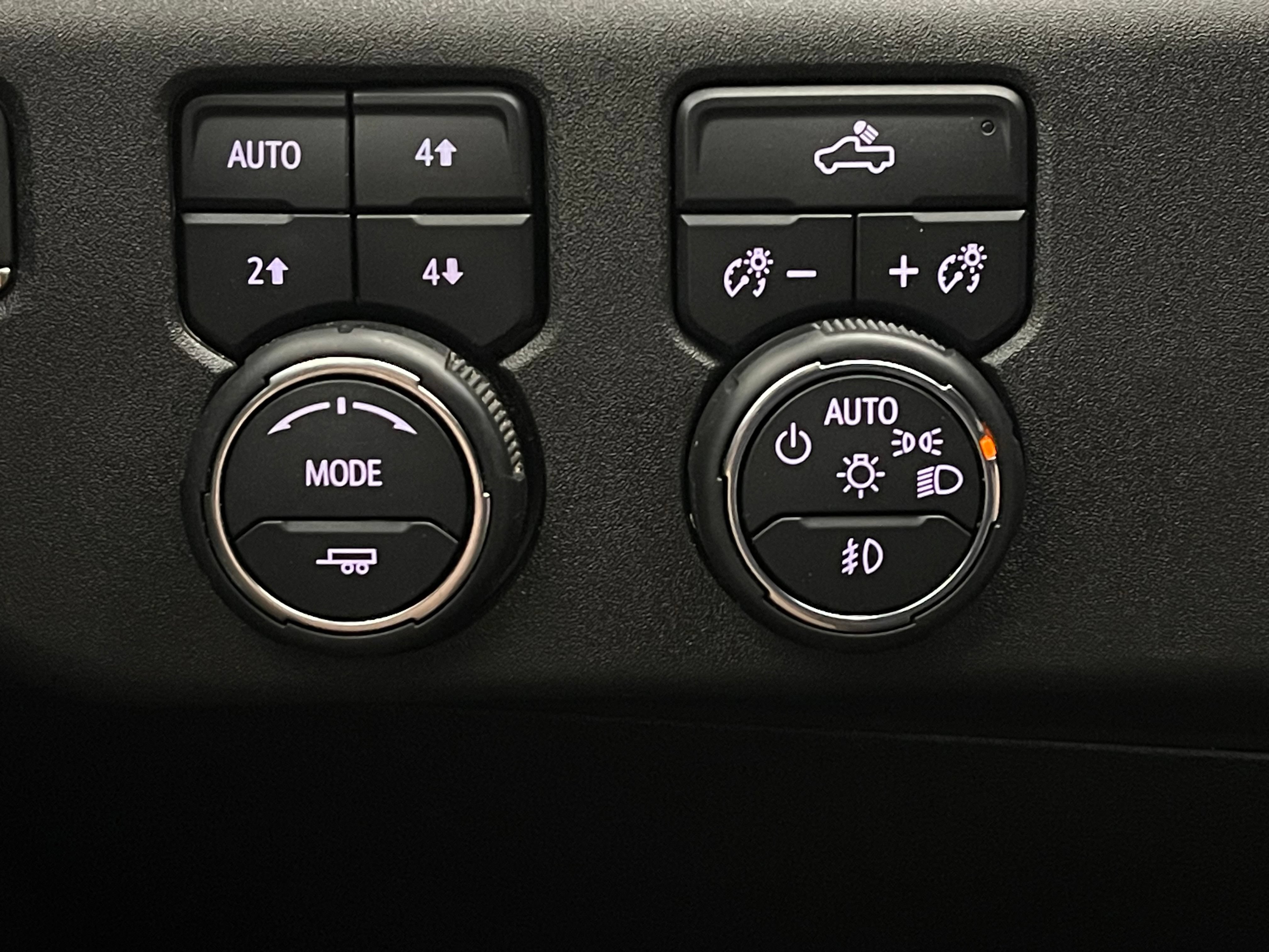 Used 2024 Chevrolet Silverado 1500 RST w/ Convenience Package II AWD/4WD image 22