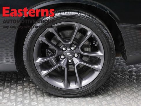 Used 2021 Dodge Challenger R/T Scat Pack RWD image 8