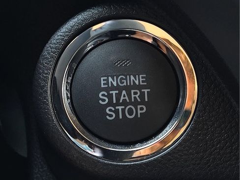 Used 2025 Subaru Crosstrek 2.5i Limited image 17