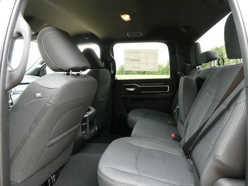 New 2026 RAM 2500 Big Horn AWD/4WD image 14