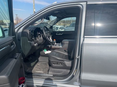 Used 2023 GMC Sierra 1500 SLT image 6