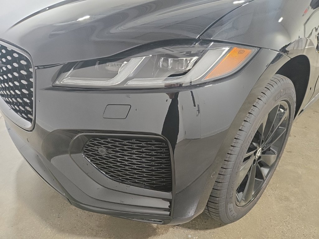 New 2026 Jaguar F-PACE R-Dynamic S AWD/4WD image 10