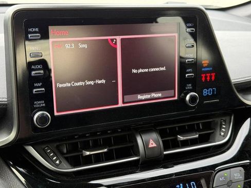 Used 2019 Toyota C-HR LE FWD image 15