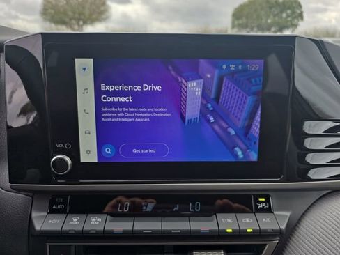 Used 2026 Toyota Camry SE w/ Convenience Package image 21