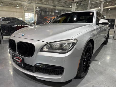 Used 2015 BMW 750Li xDrive w/ M Sport Edition AWD/4WD image 20