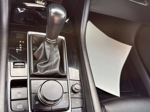 Used 2024 MAZDA MAZDA3 s image 20