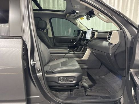 Used 2024 Toyota Tundra Limited image 18