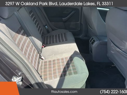 Used 2009 Volkswagen Jetta GLI image 38