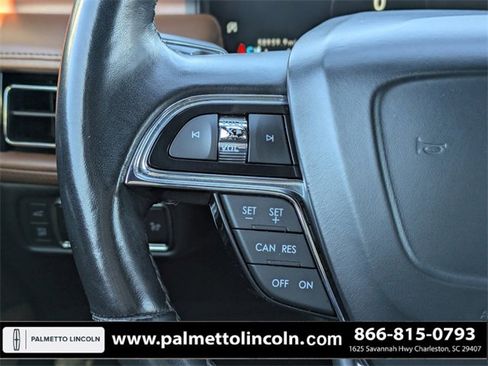 Used 2022 Lincoln Nautilus Reserve image 26