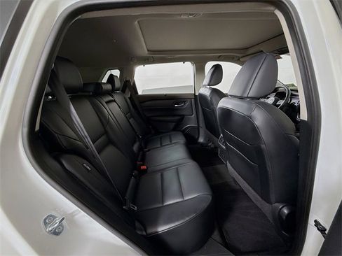 Certified 2023 Nissan Rogue SV w/ SV Premium B Package image 28