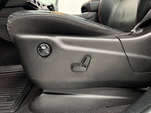 Used 2023 Dodge Durango GT image 10