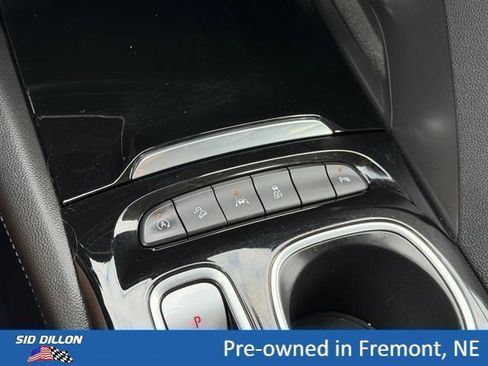 Certified 2021 Buick Envision Essence w/ Technology Package I AWD/4WD image 12
