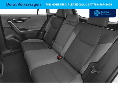 Used 2025 Toyota RAV4 XLE FWD image 9