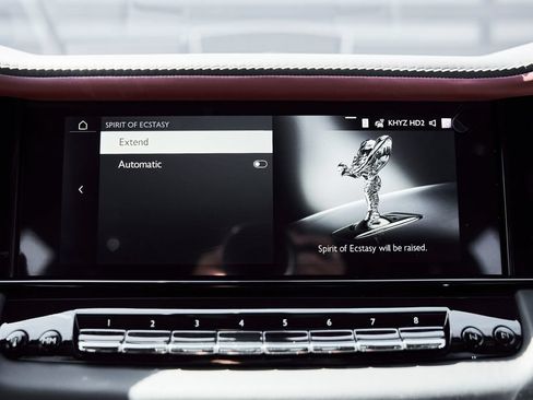 Used 2026 Rolls-Royce Cullinan AWD/4WD image 73