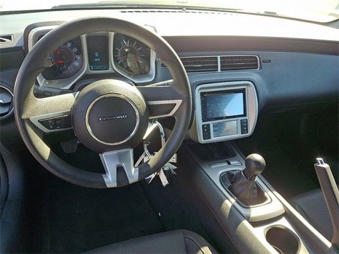 Used 2011 Chevrolet Camaro LT image 11