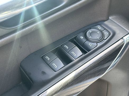 Used 2019 Chevrolet Silverado 1500 LTZ w/ LTZ Plus Package image 15