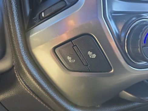 Used 2018 Chevrolet Silverado 1500 LTZ image 29