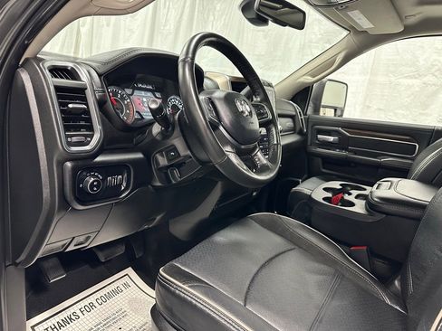 Used 2024 RAM 2500 Laramie image 16