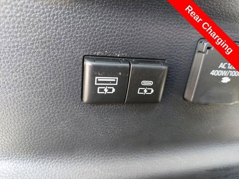Used 2024 Toyota Tundra Limited w/ TRD Off-Road Package AWD/4WD image 32