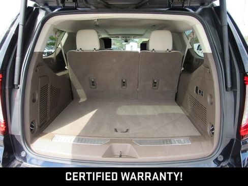 Certified 2022 GMC Yukon XL Denali w/ Denali Ultimate Package AWD/4WD image 35